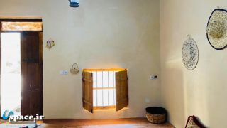 نمای داخلی اتاق خساب اقامتگاه بوم گردی فتاحی-قشم- روستای شیب دراز